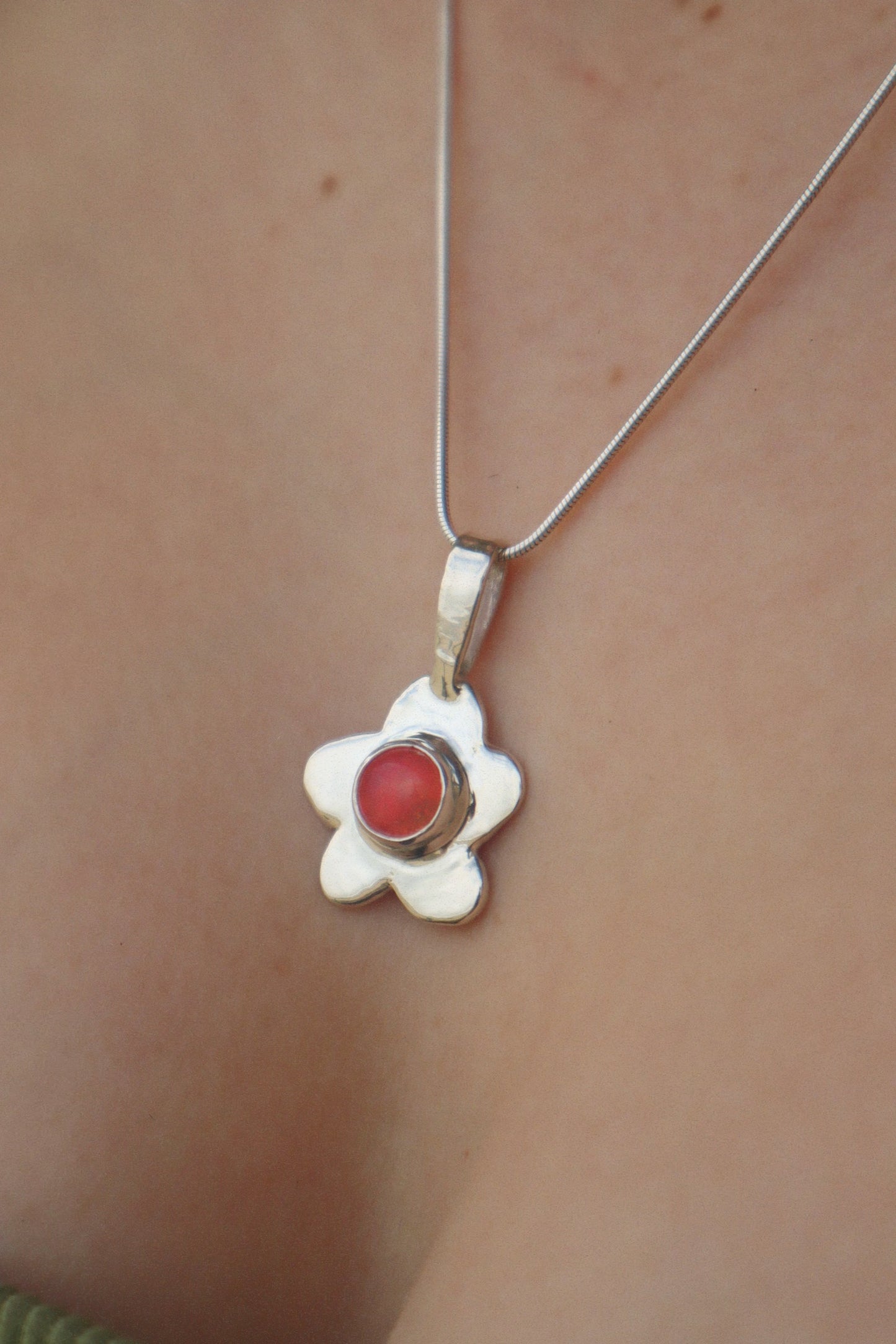 Oh my Daisies Pendant